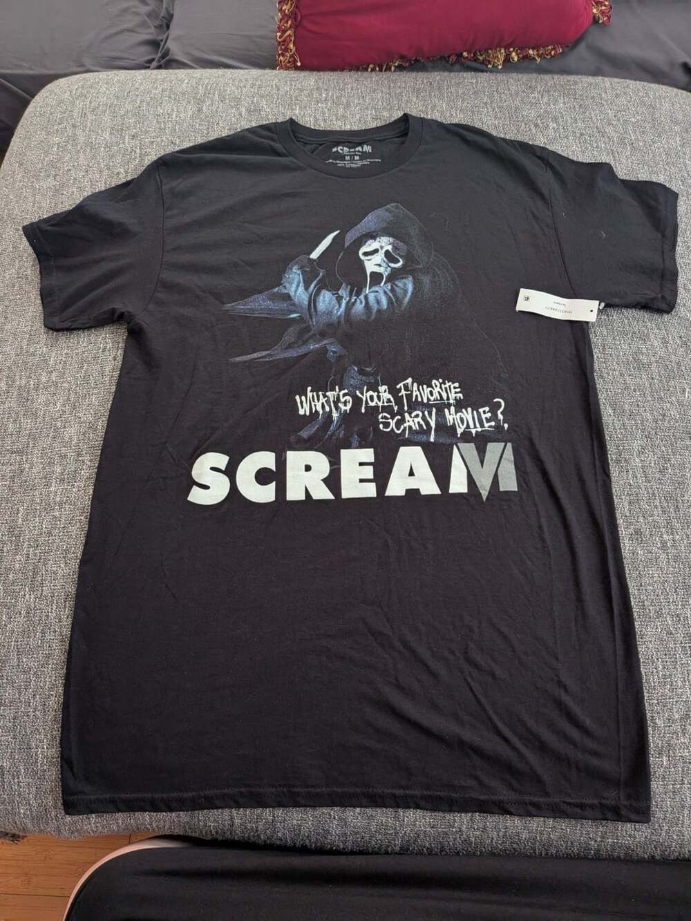 Scream Ghostface What's Your Favorite Scary Movie Black Graphic T-Shirt Medium